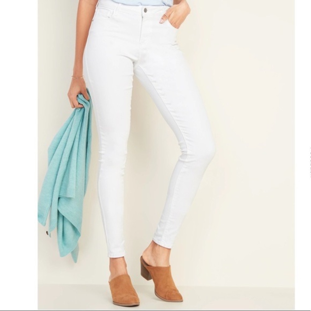 Old Navy Rockstar White Skinny Jean
